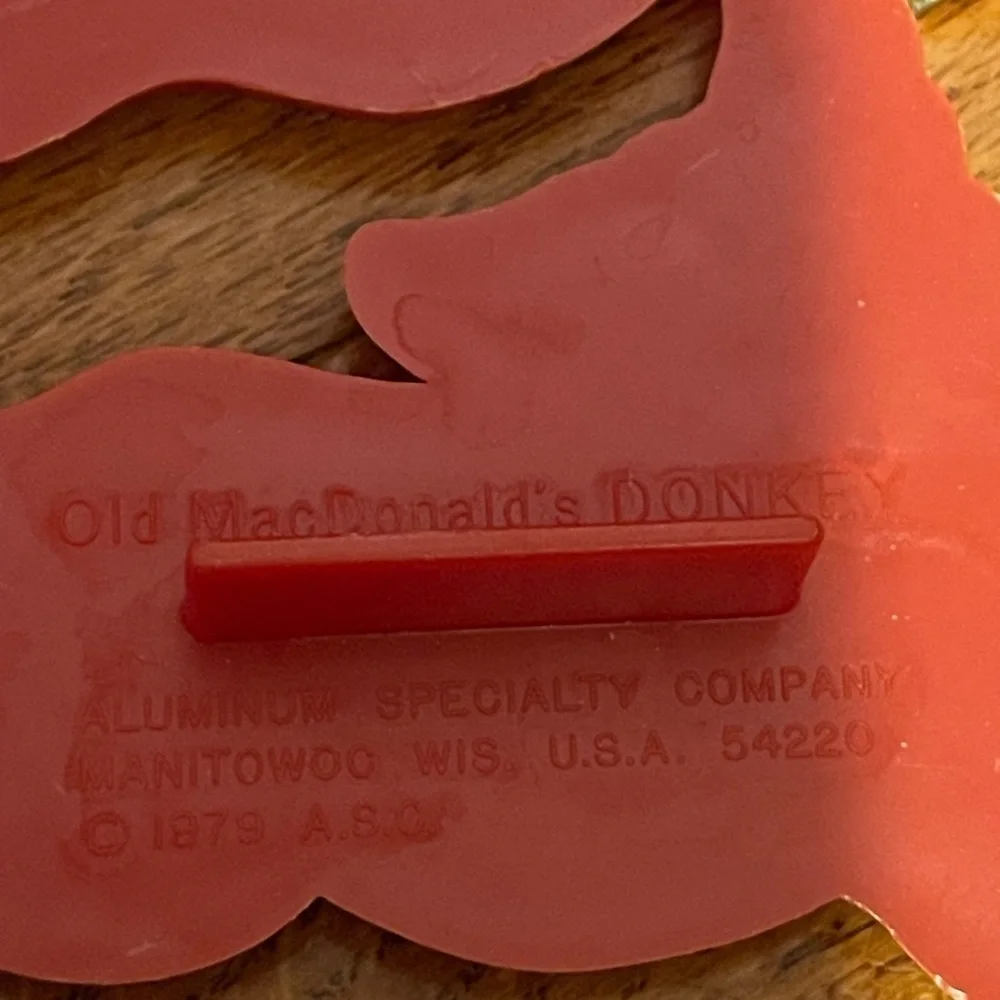 Chilton Old McDonald's Farm 11 Red Cookie Cutters..Old Mac Donald, Barn, Rooster